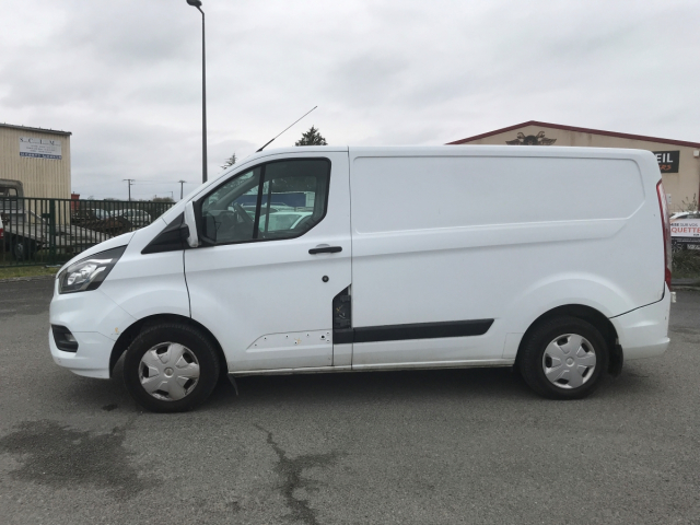 FORD TRANSIT CUSTOM V362 FOURGON 105CH / 7 CV - 3 PLACES / 4 PORTES - 16 800€