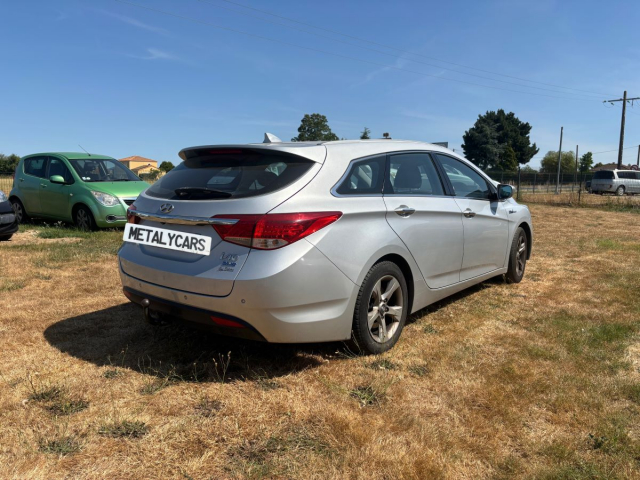 HYUNDAI I40 1.7 CRDI DIESEL - 116 CH / 6 CV - 5 PLACES - 5 PORTES - 7 890 €
