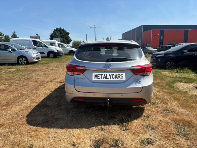 HYUNDAI I40 1.7 CRDI DIESEL - 116 CH / 6 CV - 5 PLACES - 5 PORTES - 7 890 €