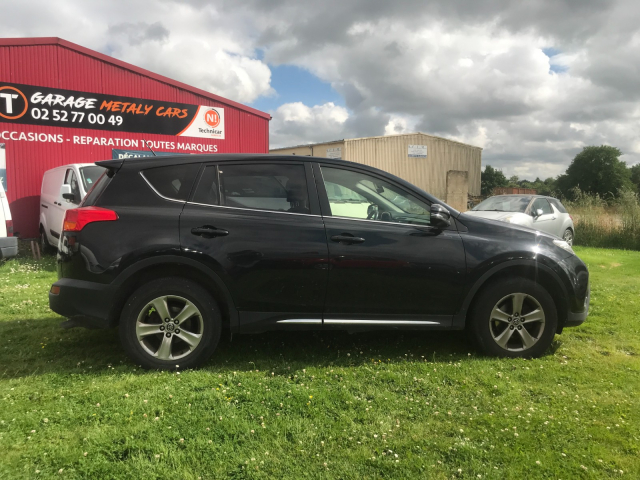 TOYOTA RAV4  LOUNGE - 150 CH / 8 CV - 5 PLACES - 11 500€ 