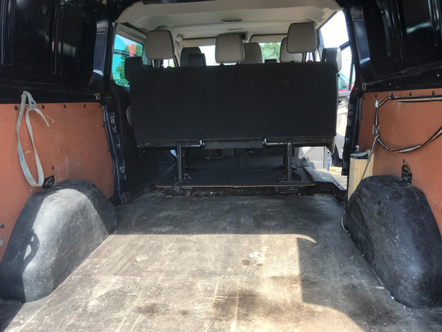 FORD TRANSIT CUSTOM 2.2 TDCI 125 - 6 PLACES MODULABLES / 4 PORTES - 15 900€