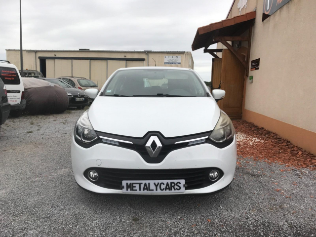 RENAULT CLIO IV DCI 90ch - 5 PLACES - 7 000€
