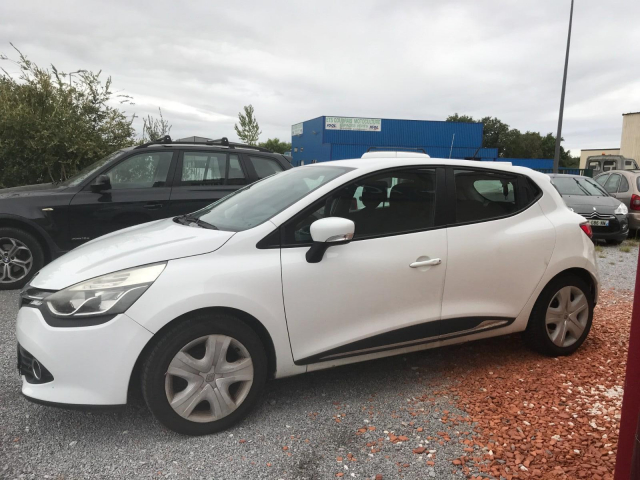 RENAULT CLIO IV DCI 90ch - 5 PLACES - 7 000€