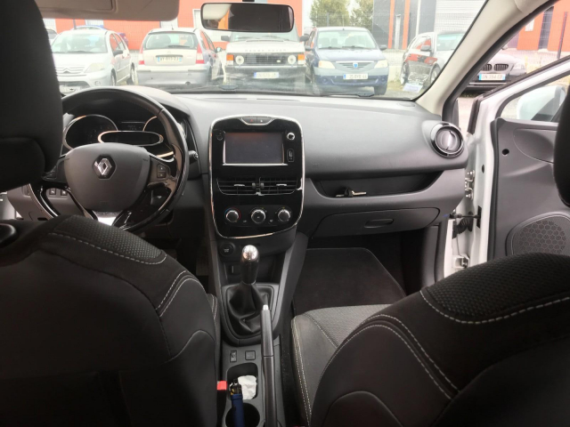 RENAULT CLIO IV DCI 90ch - 5 PLACES - 7 000€