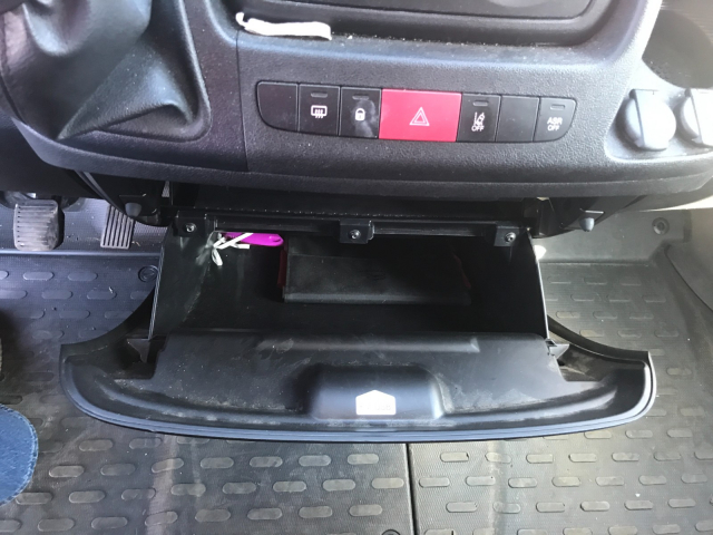 CITROËN JUMPER FOURGON 2.2 HDI - 120CH / 7 CV -3 PLACES - 18 190€