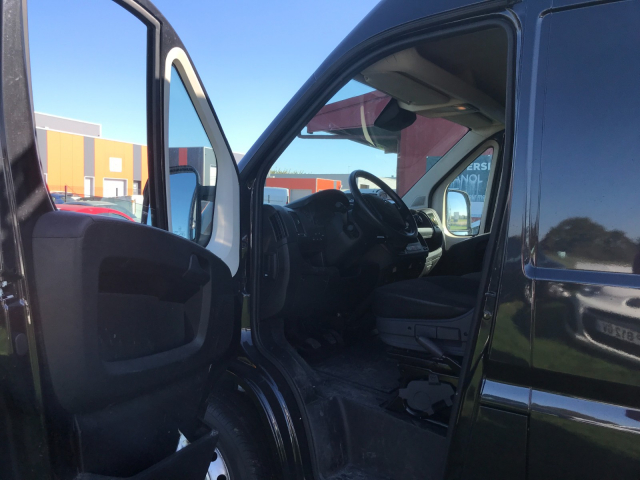 CITROËN JUMPER FOURGON 2.2 HDI - 120CH / 7 CV -3 PLACES - 18 190€