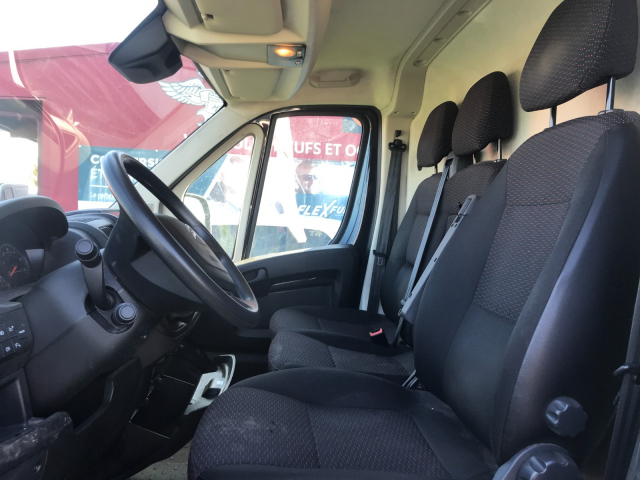 CITROËN JUMPER FOURGON 2.2 HDI - 120CH / 7 CV -3 PLACES - 18 190€