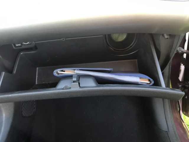 PEUGEOT 108 1.2 VTI ESSENCE - 82CH / 4CV - 5 PLACES/ 3 PORTES - 3 900 €