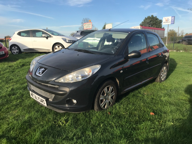 PEUGEOT 206 + 1.4 HDI DIESEL - 68CH / 4CV - 5 PLACES / 5 PORTES - 6 500€