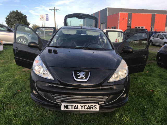 PEUGEOT 206 + 1.4 HDI DIESEL - 68CH / 4CV - 5 PLACES / 5 PORTES - 6 500€