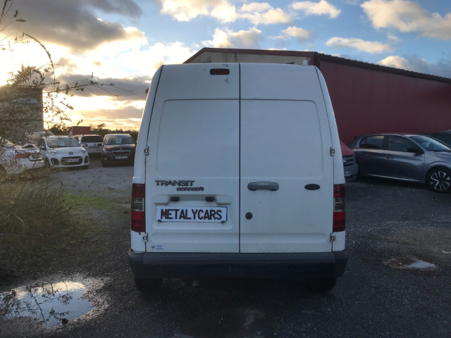FORD TRANSIT CONNECT 1.8 DI DIESEL - 75CH / 6CV - 2 PLACES/ 4 PORTES - 6 500 €