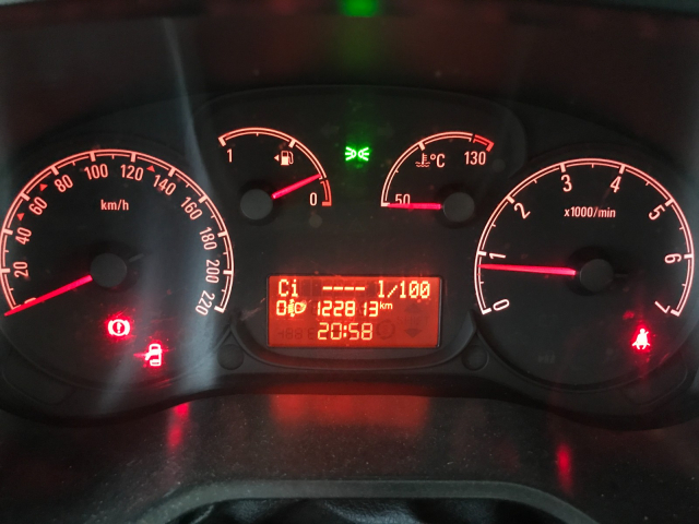 OPEL COMBO CAMIONETTE 1.6 TDCI DIESEL - 105 CH / 5CV -2 PLACES/ 3 PORTES - 9 990 €