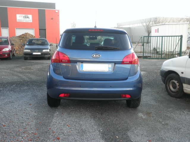 KIA VENGA 1.6 125 PREMIUM BVA - 5 PLACES / 5 PORTES - 1ère MAIN