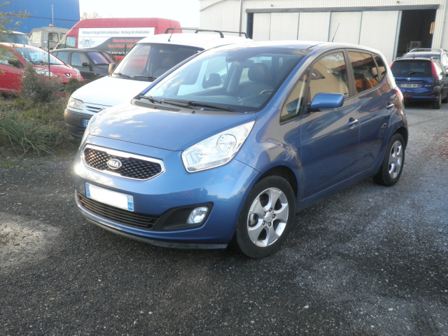 KIA VENGA 1.6 125 PREMIUM BVA - 5 PLACES / 5 PORTES - 1ère MAIN