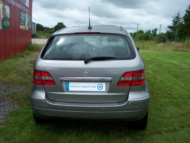 MERCEDES CLASSE B 200 DESIGN CVT - 5 PLACES / 5 PORTES - GRIS