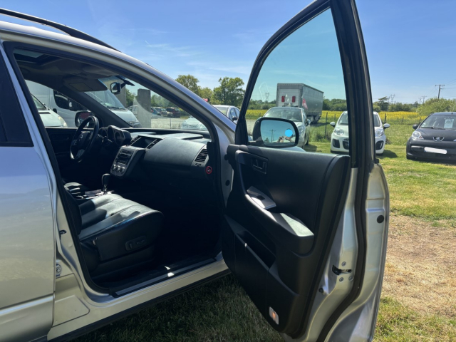 NISSAN MURANO 1 3.5i -  234CH / 17CV - 5 PLACES / 5 PORTES - COLORIS GRIS CLAIR