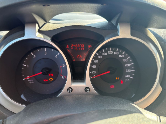 NISSAN JUKE 1.5 DCI DIESEL - 110 CH / 6 CV - 5 PLACES - 5 PORTES - 4 690 €