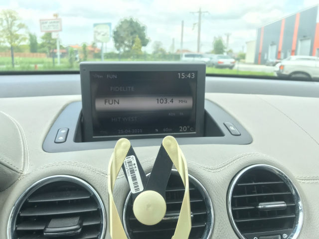 PEUGEOT 308 CC (2) CC 2.0 HDI 160 FAP FELINE BVA6 -  7 300€ 