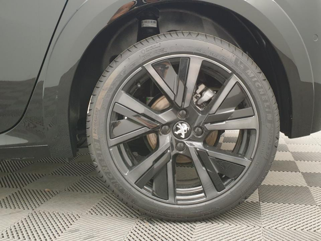 PEUGEOT 208 1.2 PURETECH 100CV EAT8 GT  TOIT PANO + PACK DRIVE ASSIST PLUS - FINITION G﻿T