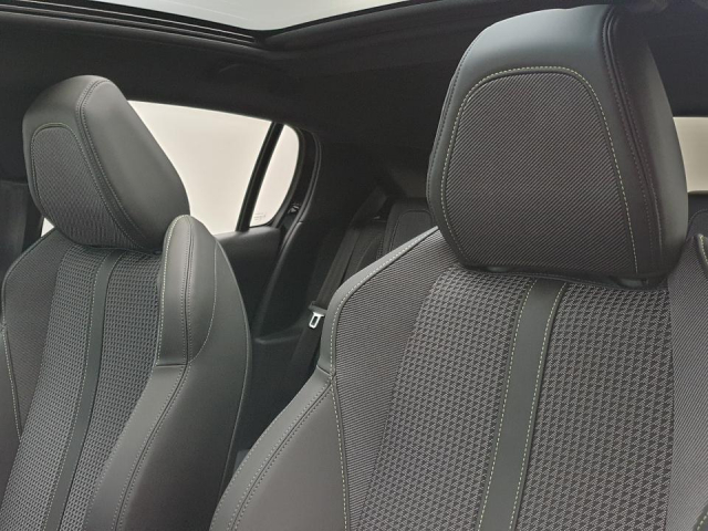 PEUGEOT 208 1.2 PURETECH 100CV EAT8 GT  TOIT PANO + PACK DRIVE ASSIST PLUS - FINITION G﻿T