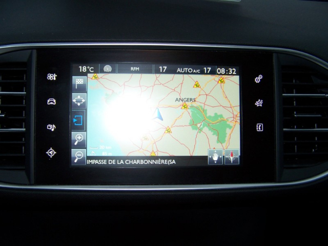 PEUGEOT 308 II SW 1.6 BLUEHDI 120 S&S ACTIVE BUSINESS (2E GENERATION) - VENDU