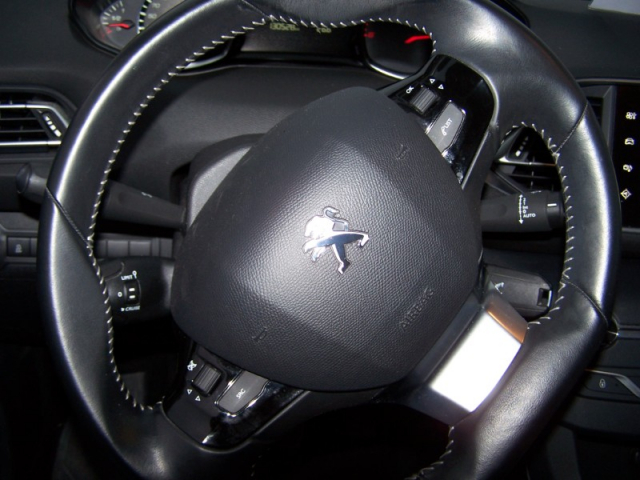 PEUGEOT 308 II SW 1.6 BLUEHDI 120 S&S ACTIVE BUSINESS (2E GENERATION) - VENDU