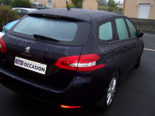 PEUGEOT 308 II SW 1.6 BLUEHDI 120 S&S ACTIVE BUSINESS (2E GENERATION) - VENDU