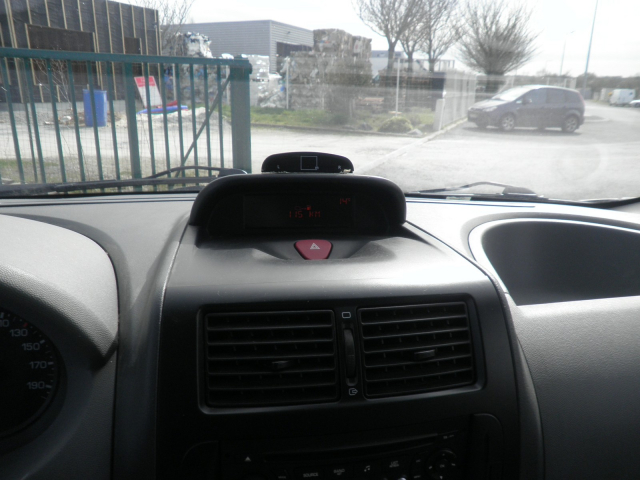 PEUGEOT EXPERT 2 MINIBUS II FOURGON 2.0 HDI 120CH L2H1 - 9 PLACES / 5 PORTES