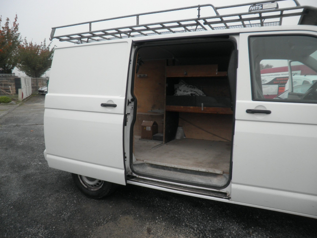 Volkswagen T5 3.0T  L1H1 2.0 TDI 140ch / 7CV - 3 places - CT OK - 12 299 €