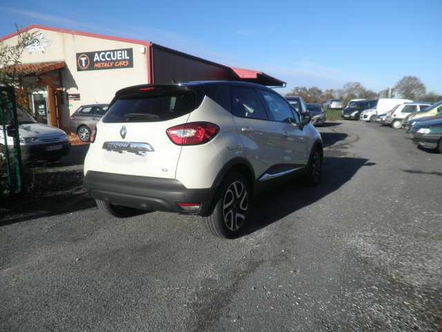 RENAULT CAPTUR 1.2 TCE FINITION INTENSE - EDC6 - 11 990 €