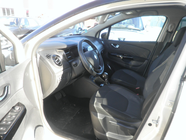 RENAULT CAPTUR 1.2 TCE FINITION INTENSE - EDC6 - 11 990 €