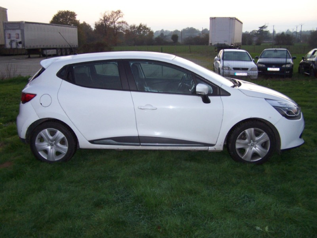 Renault Clio IV dCi 90 ECO² Zen - 5 PLACES / 5 PORTES
