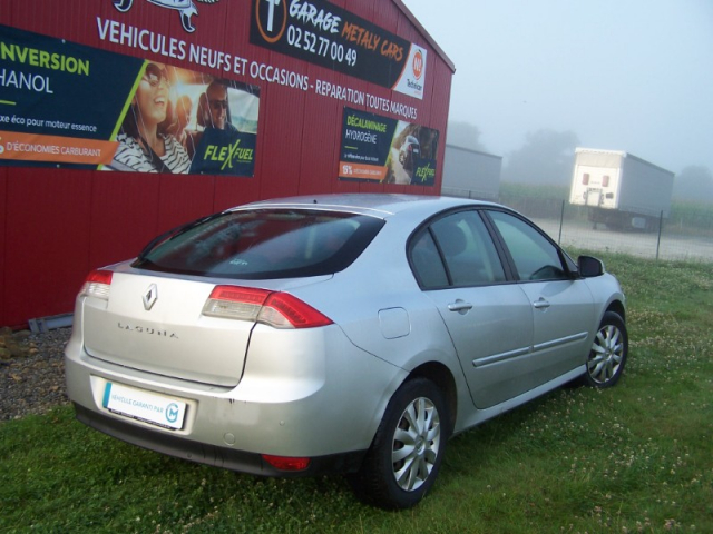 RENAULT LAGUNA III 2.0 DCI 130 DYNAMIQUE