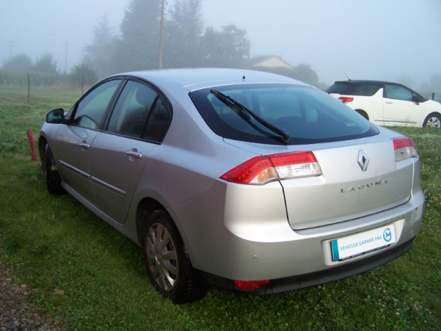 RENAULT LAGUNA III 2.0 DCI 130 DYNAMIQUE