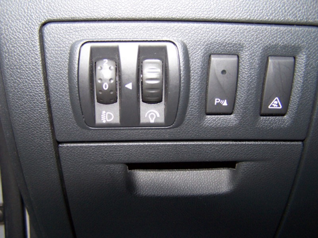 RENAULT LAGUNA III 2.0 DCI 130 DYNAMIQUE