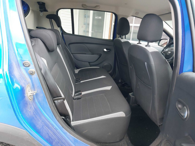 DACIA SANDERO 0,9 TCE - ETHANOL - 90CH / 5 CV - 5 PLACES / 5 PORTES - 8 590€