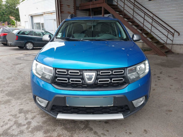 DACIA SANDERO 0,9 TCE - ETHANOL - 90CH / 5 CV - 5 PLACES / 5 PORTES - 8 590€