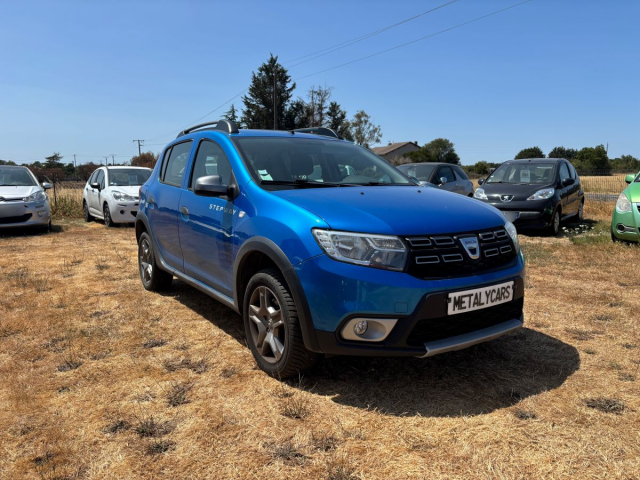 DACIA SANDERO 0,9 TCE - ETHANOL - 90CH / 5 CV - 5 PLACES / 5 PORTES - 8 590€