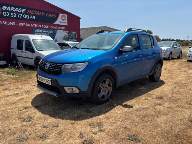 DACIA SANDERO 0,9 TCE - ETHANOL - 90CH / 5 CV - 5 PLACES / 5 PORTES - 8 590€
