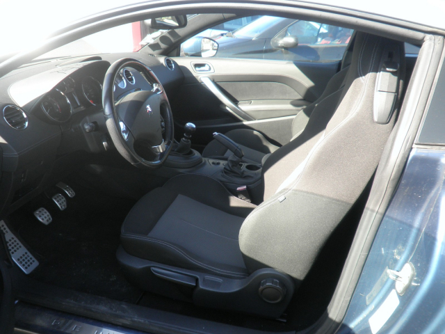 Peugeot RCZ 2.0 HDI coupé FAP 163ch - 4 PLACES / 3 PORTES - Bleu Tuanake