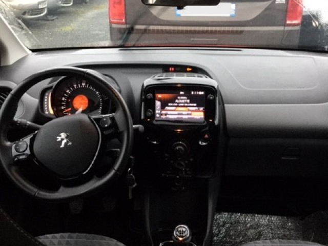 Peugeot 108  1.0 VTI - 72 CH / 4CV -  Style 5 places - CT OK - 8 990 € au lieu de 9 450€ valable jusqu'au 01/08/25