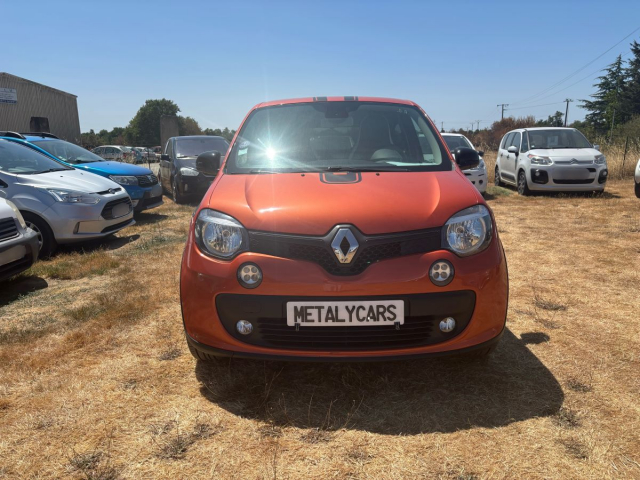RENAULT TWINGO 0.9 TCE  ESSENCE  - 109 CH / 6 CV - 4 PLACES - 5 PORTES - 6 990 €