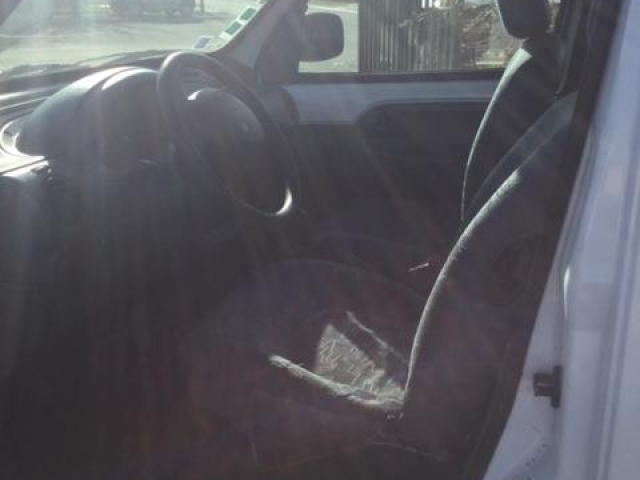 Renault Kangoo 1.2 - 58 CH / 6 CV -  5 places - CT OK - 1 990 €