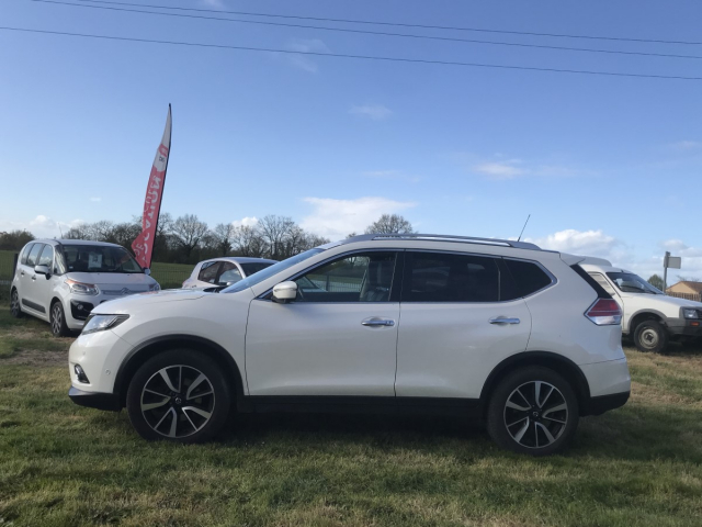 Nissan X-TRAIL 1.6 DIG-T 163 CH / 9CV TEKNA - 7 PLACES / 5 PORTES