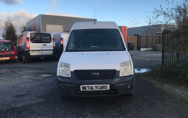 FORD TRANSIT CONNECT 1.8 DI DIESEL - 75CH / 6CV - 3 PLACES/ 4 PORTES - 6 500 €