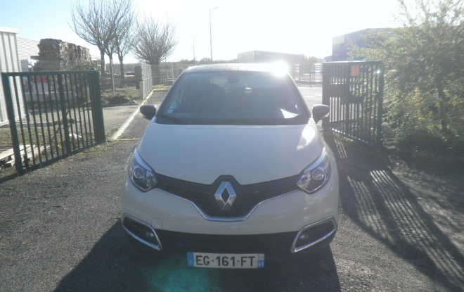 RENAULT CAPTUR 1.2 TCE FINITION INTENSE - EDC6 - 12 990 €